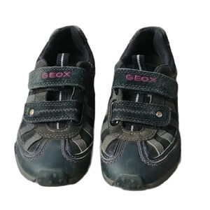 Geox Running  Shoe/Sneaker, Black/Gray/Pink